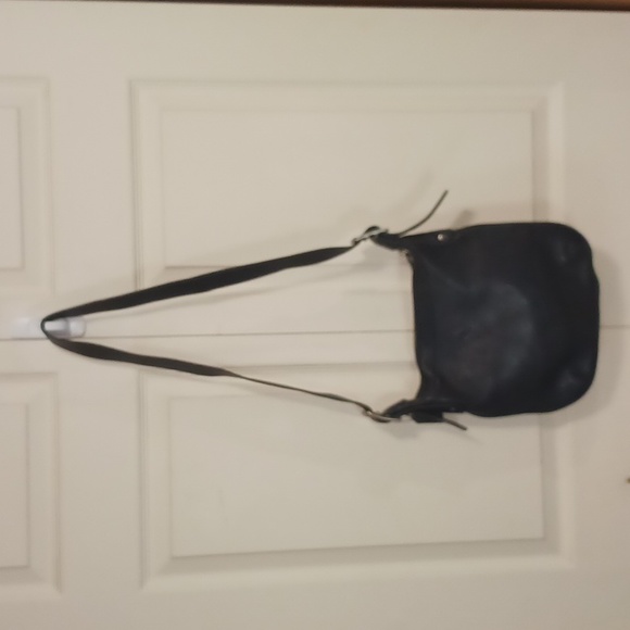 Vintage Coach crossbody bag - black smooth buttery leather - Picture 3 of 10